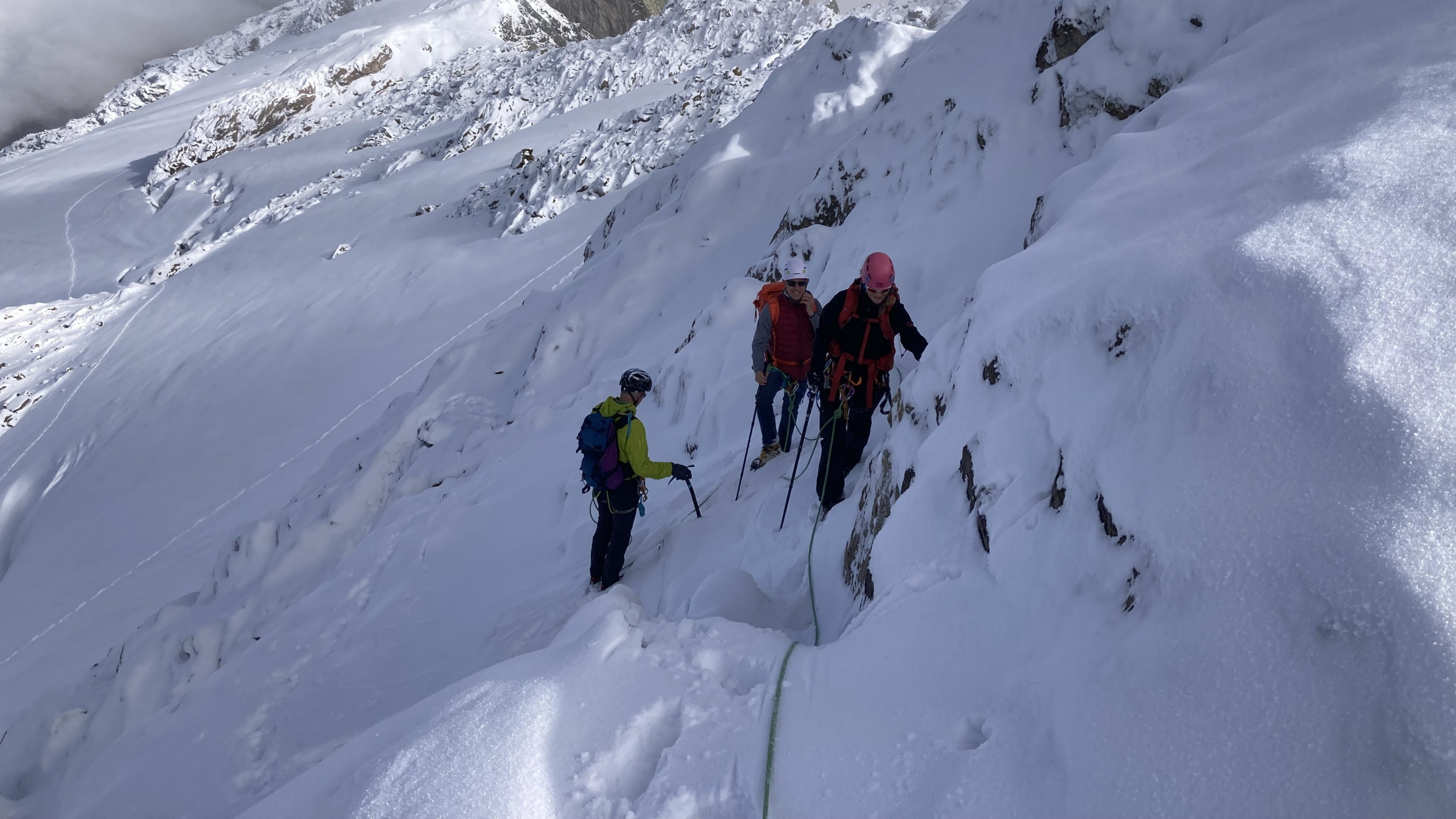 Berg+Ski: Winterliche Verhältnisse am Grassen